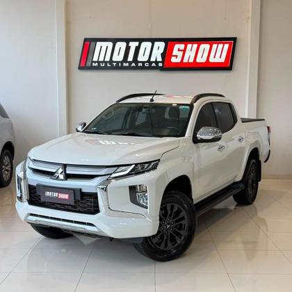 MITSUBISHI TRITON 2.4 BITURBO DIESEL CD HPE 4X4 AUTOMÁTICO MITSUBISHI TRITON 2.4 BITURBO DIESEL CD HPE 4X4 AUTOMÁTICO
